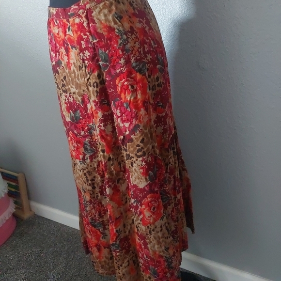 Vintage Floral Midi/Maxi Skirt Earth tones Size 8 Bohemian hippie Classic - Picture 4 of 7